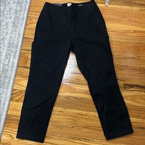 GAP women’s downtown khaki Classic Black Chinos